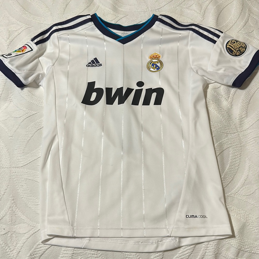 White Real Madrid Cristiano Ronaldo jersey